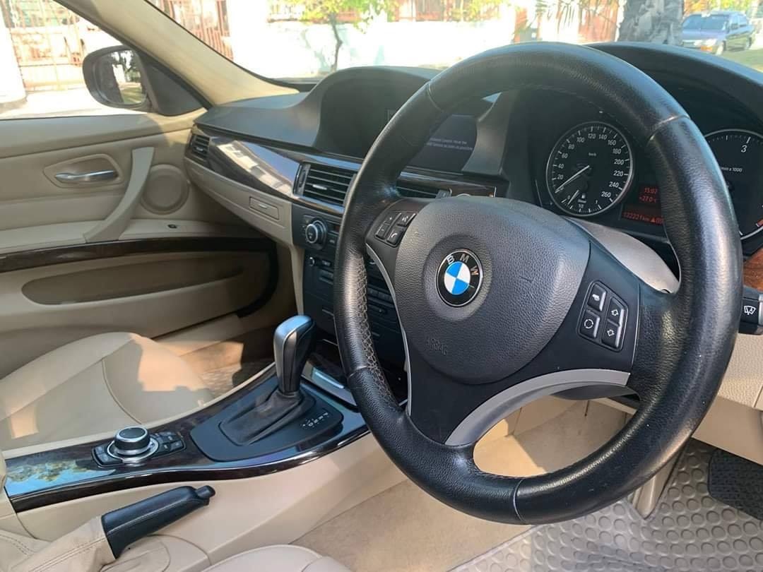 BMW 3 Series Gen5 E90 320d ปี 2010 สีดำ (รูปที่ 3)
