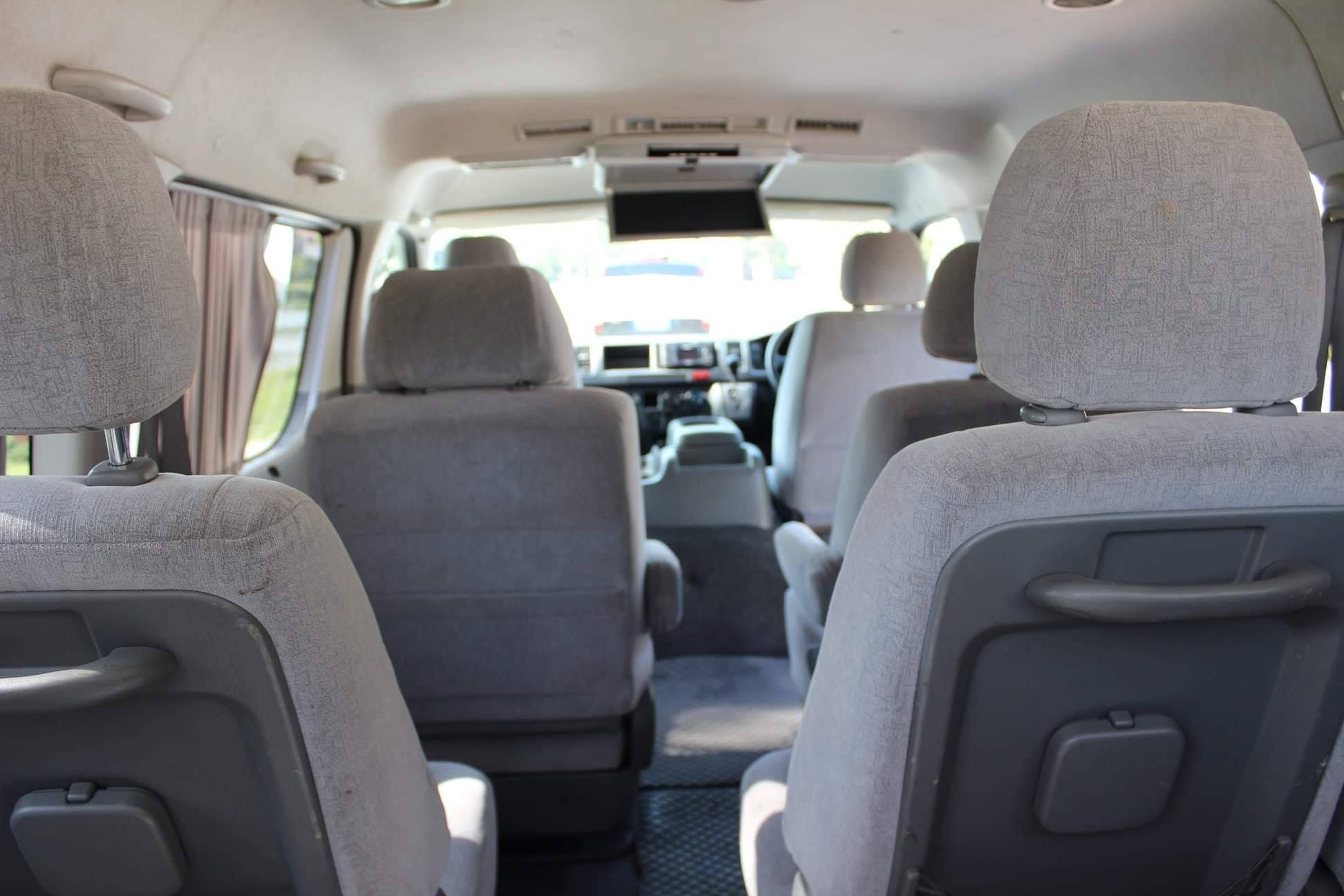 Toyota Ventury ปี 2008 สีขาว (รูปที่ 9)