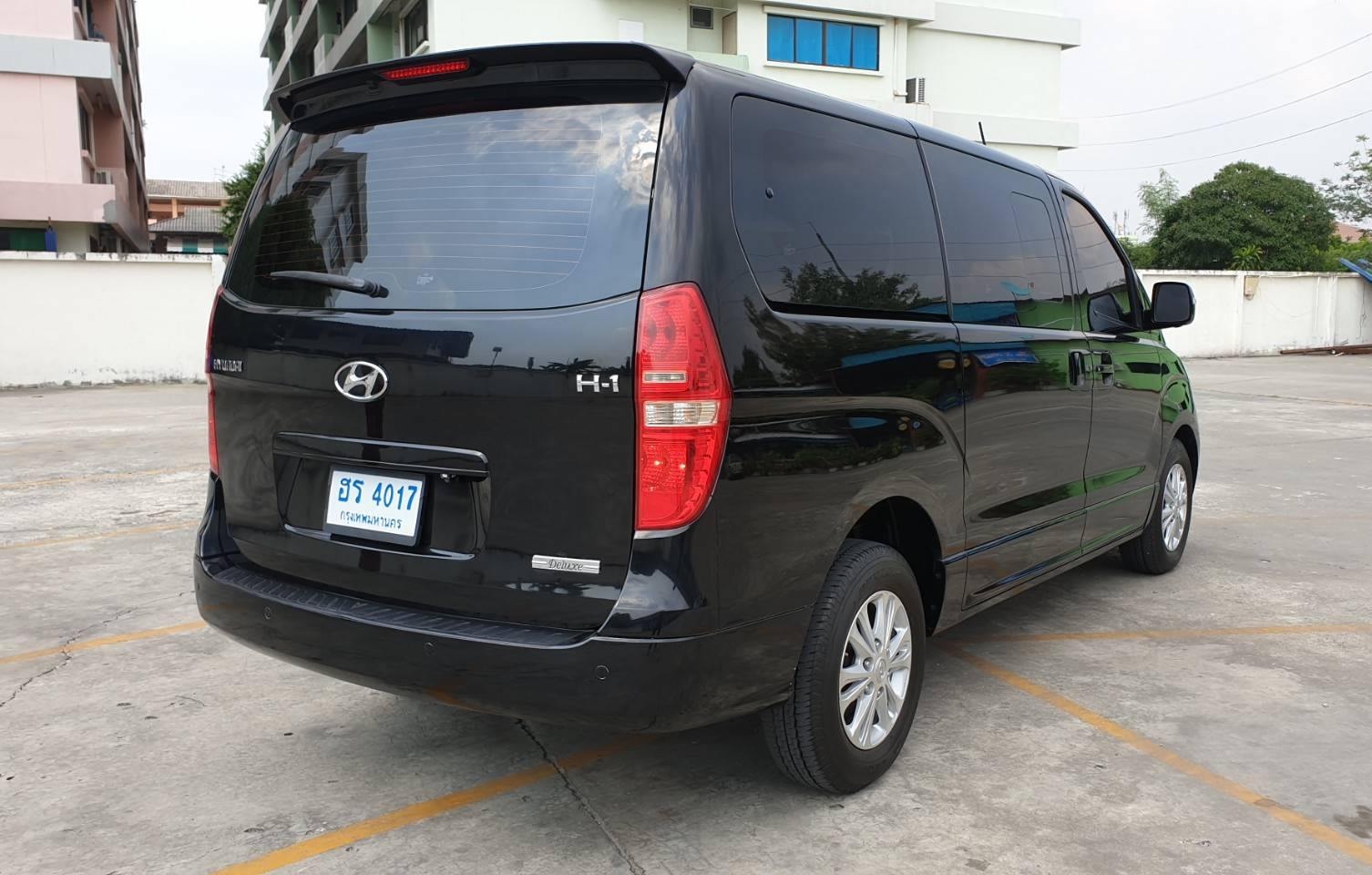 Hyundai H-1 ปี 2013 สีดำ (รูปที่ 17)
