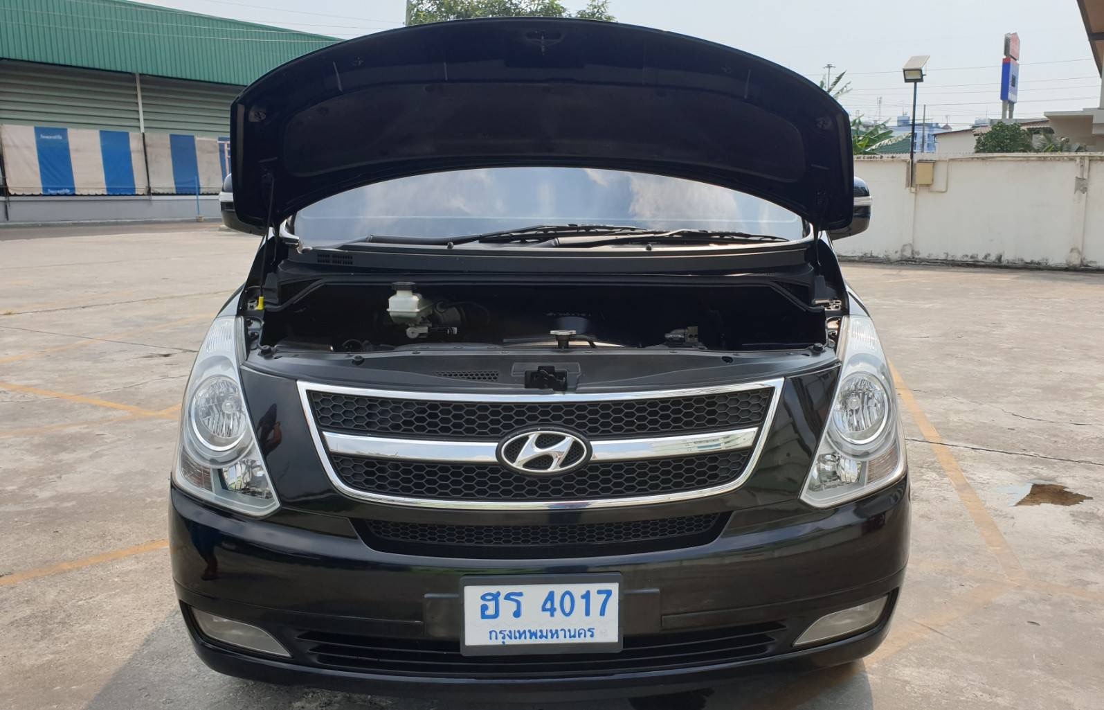 Hyundai H-1 ปี 2013 สีดำ (รูปที่ 18)