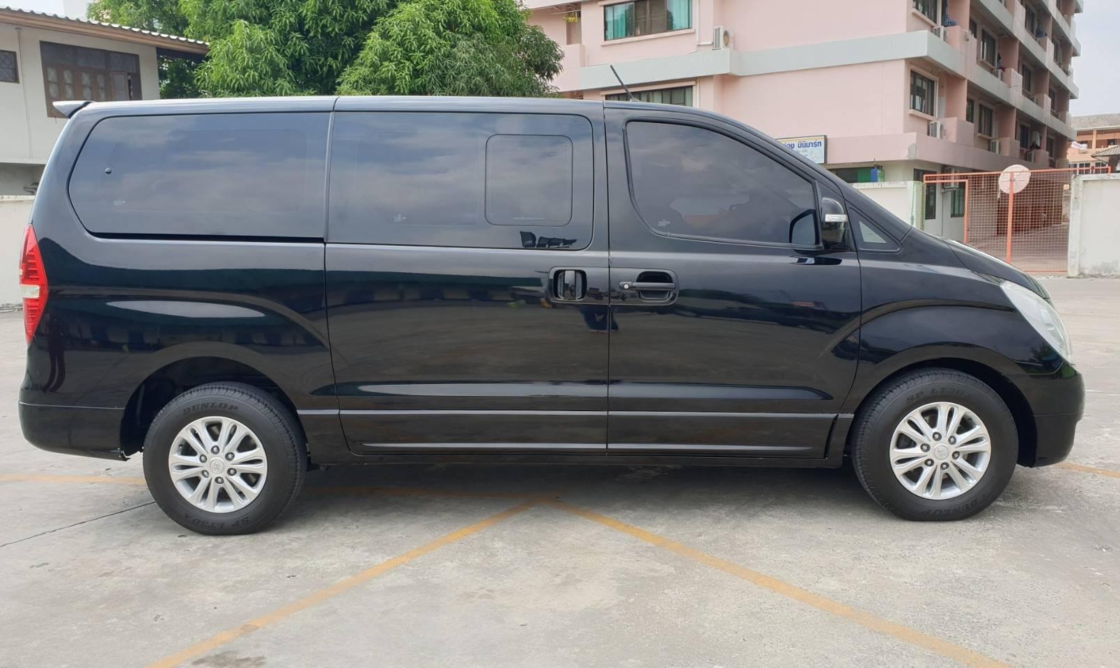 Hyundai H-1 ปี 2013 สีดำ (รูปที่ 14)