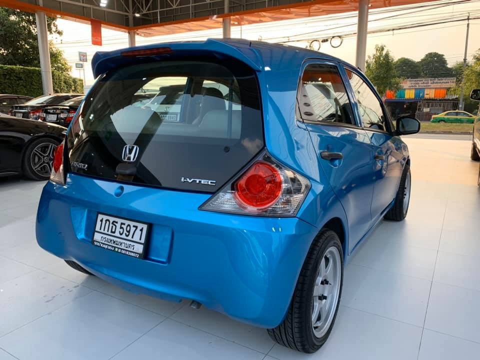 Honda Brio ปี 2013 สีฟ้า (รูปที่ 6)