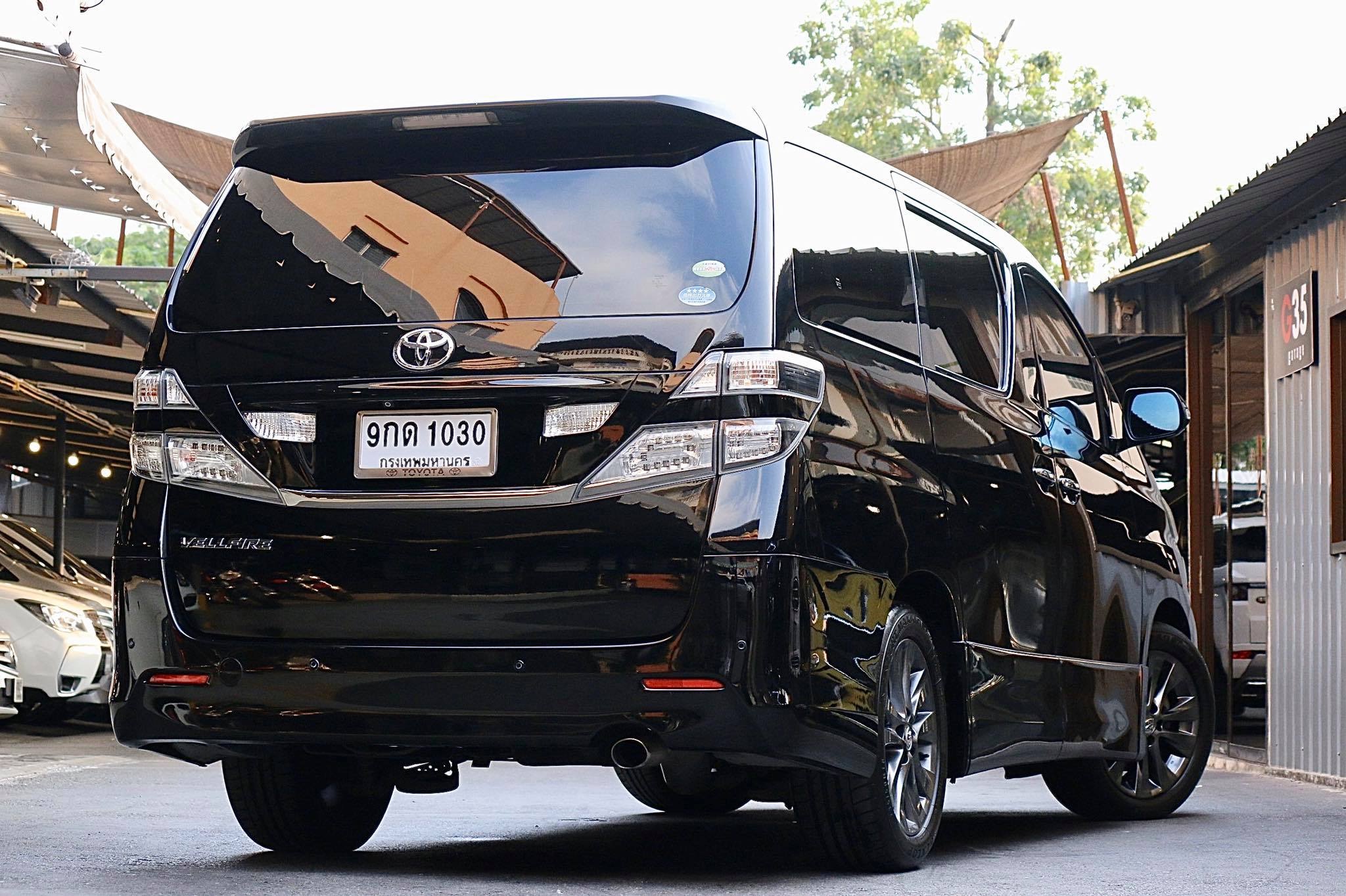 Toyota Vellfire ปี 2010 สีดำ (รูปที่ 5)