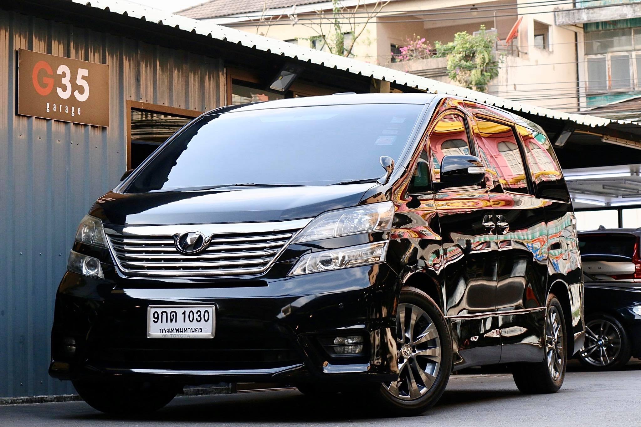 Toyota Vellfire ปี 2010 สีดำ