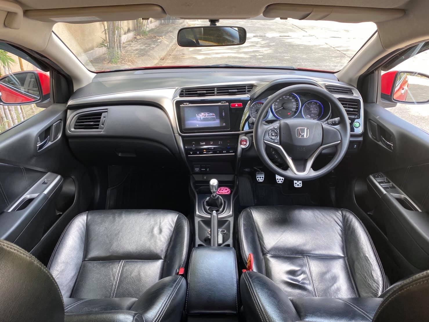 Honda City ปี 2015 สีแดง (รูปที่ 13)