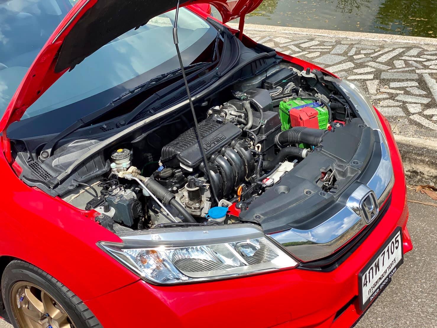 Honda City ปี 2015 สีแดง (รูปที่ 16)