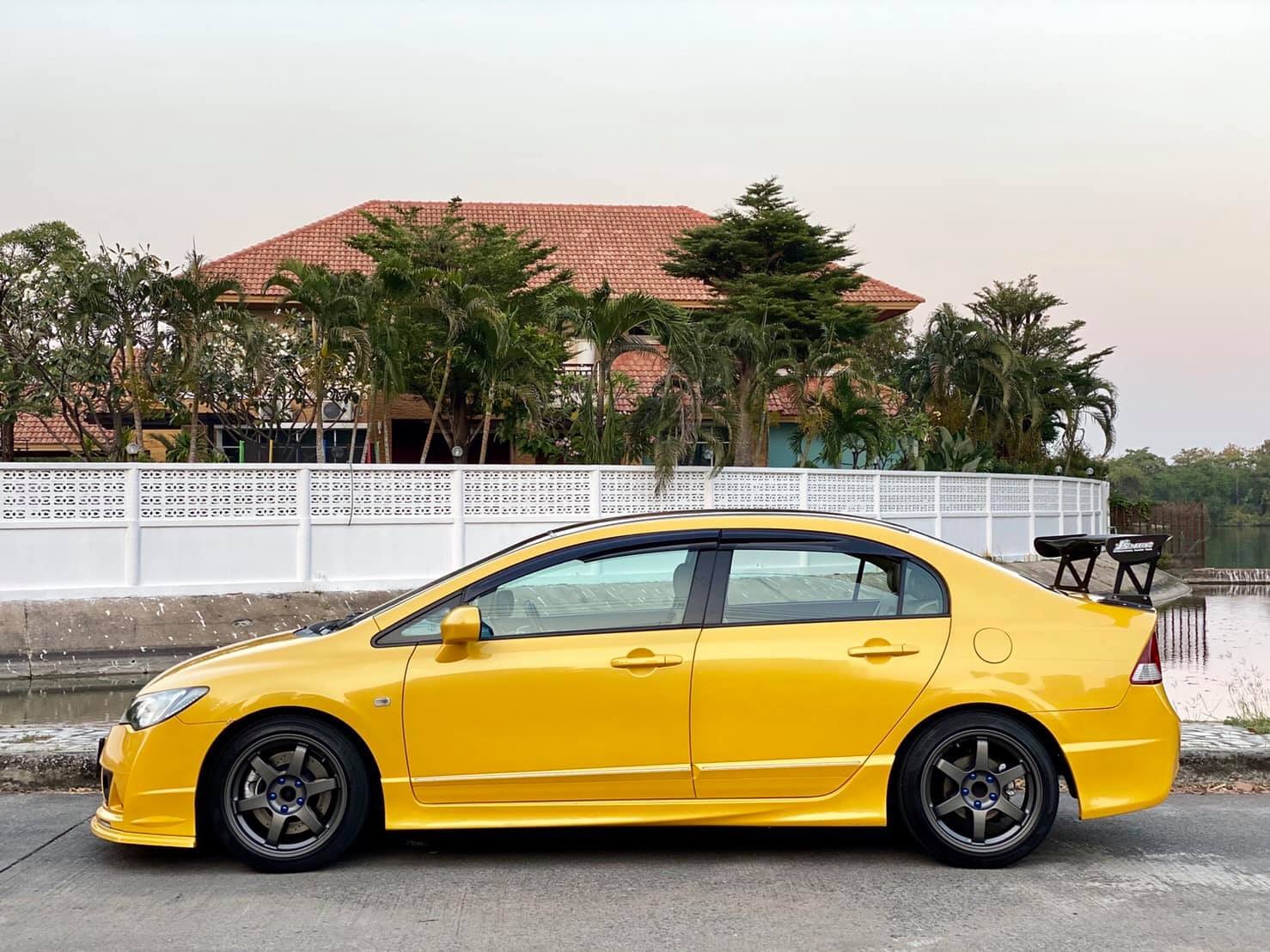 Honda Civic FD ปี 2007 สีเหลือง