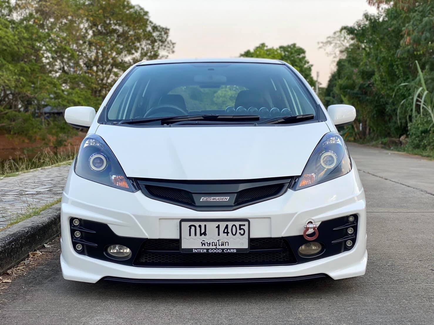 Honda Jazz GE ปี 2012 สีขาว