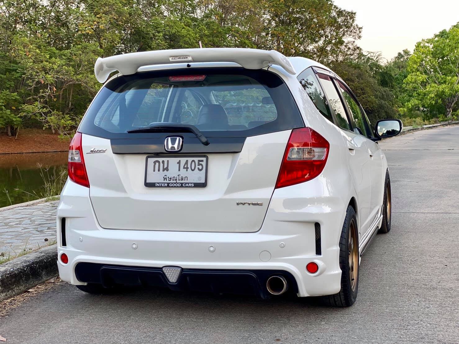Honda Jazz GE ปี 2012 สีขาว (รูปที่ 2)