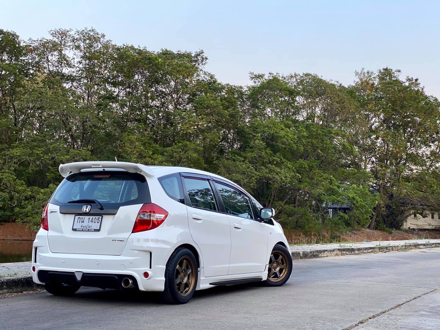 Honda Jazz GE ปี 2012 สีขาว (รูปที่ 6)