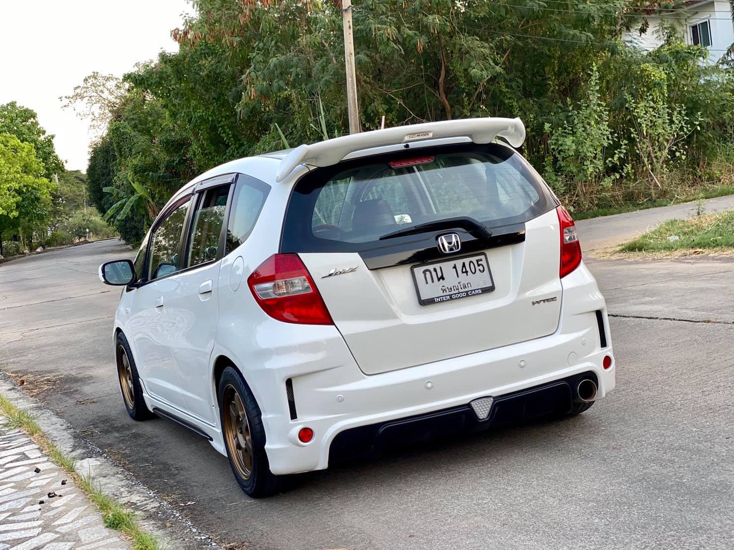 Honda Jazz GE ปี 2012 สีขาว (รูปที่ 4)