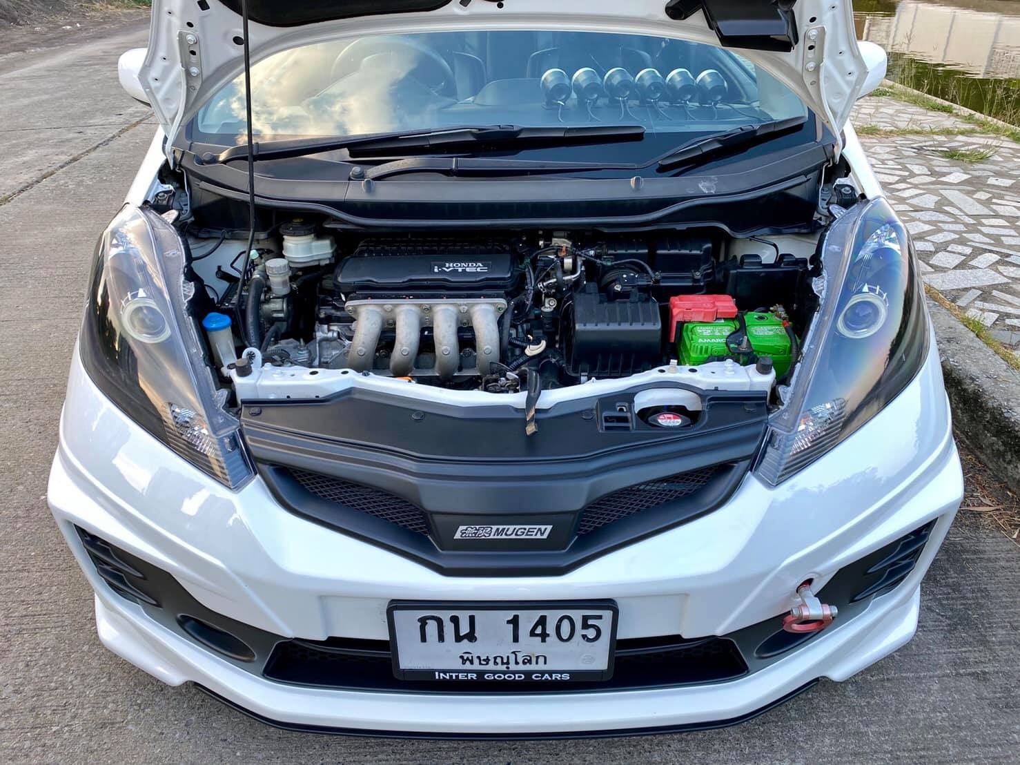 Honda Jazz GE ปี 2012 สีขาว (รูปที่ 15)