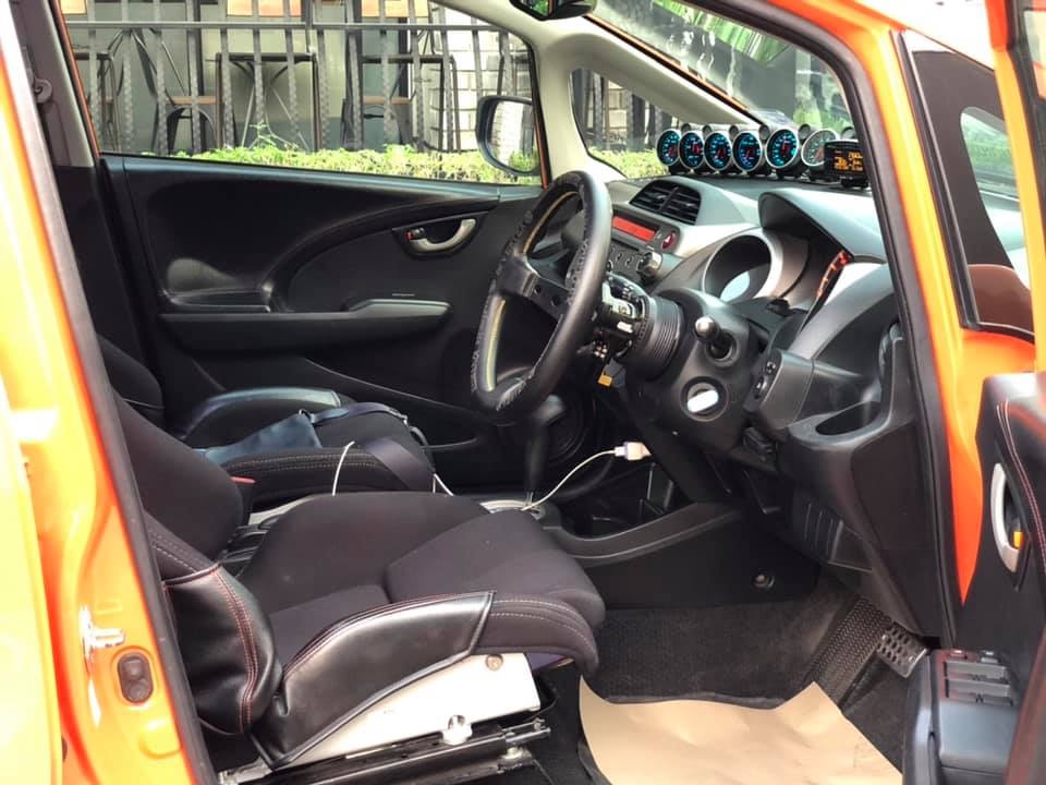 Honda Jazz GE ปี 2011 สีส้ม (รูปที่ 2)