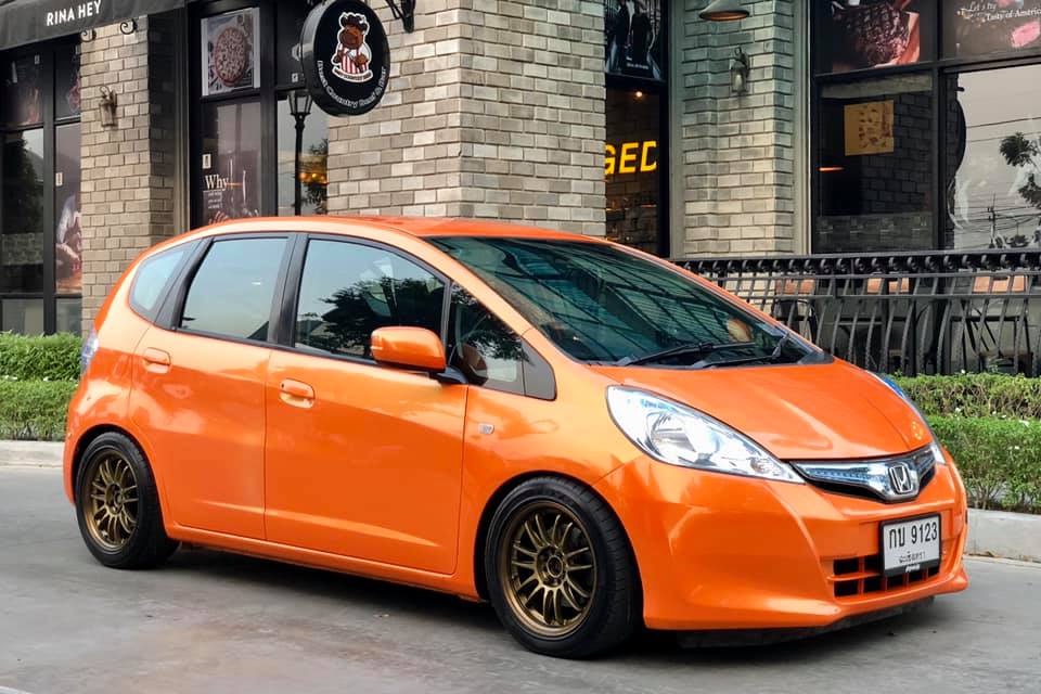 Honda Jazz GE ปี 2011 สีส้ม (รูปที่ 6)