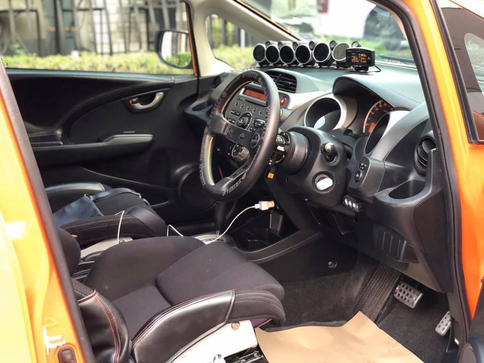 Honda Jazz GE ปี 2011 สีส้ม (รูปที่ 8)