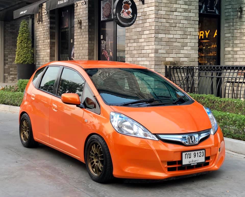 Honda Jazz GE ปี 2011 สีส้ม
