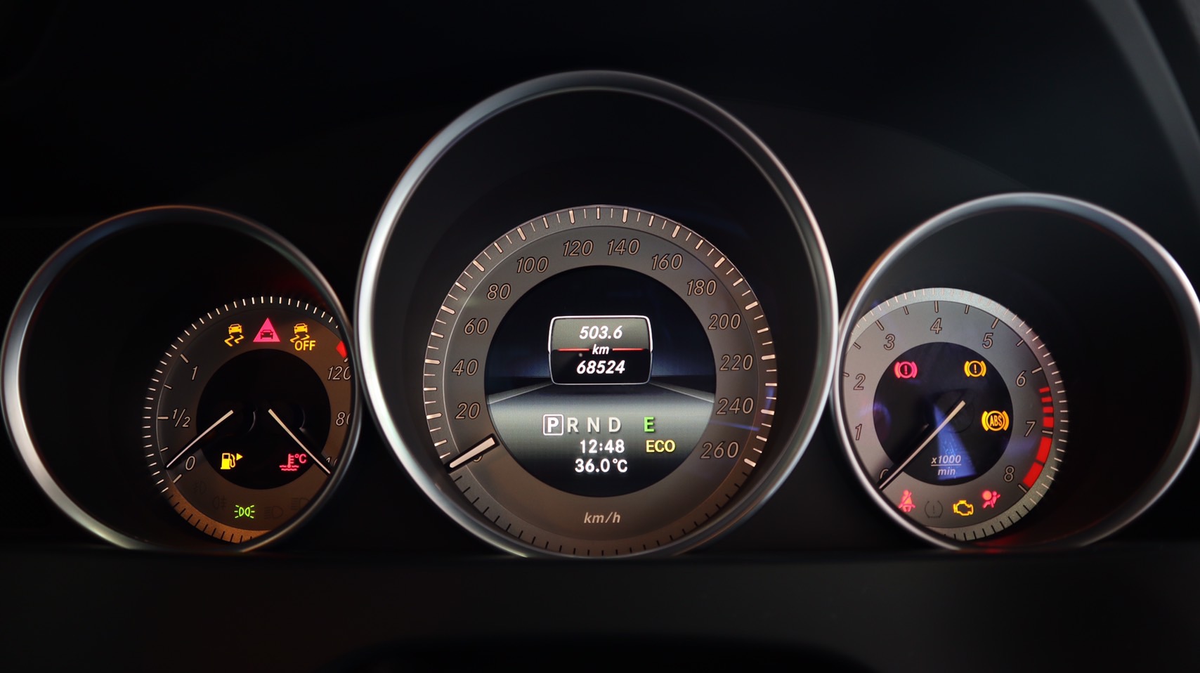 Mercedes-Benz C-Class C204 C180 ปี 2013 สีขาว (รูปที่ 5)