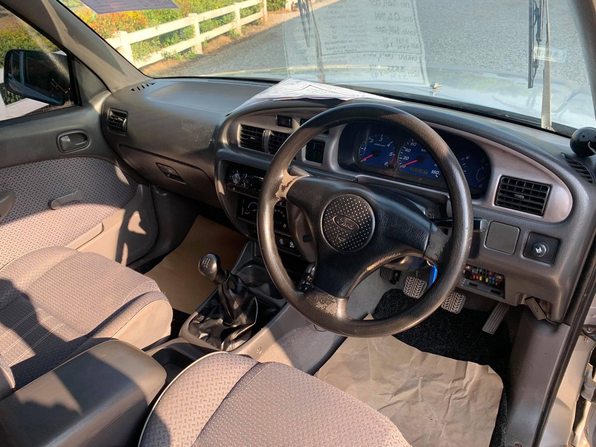 Ford Ranger Cab ปี 2004 สีเงิน (รูปที่ 6)