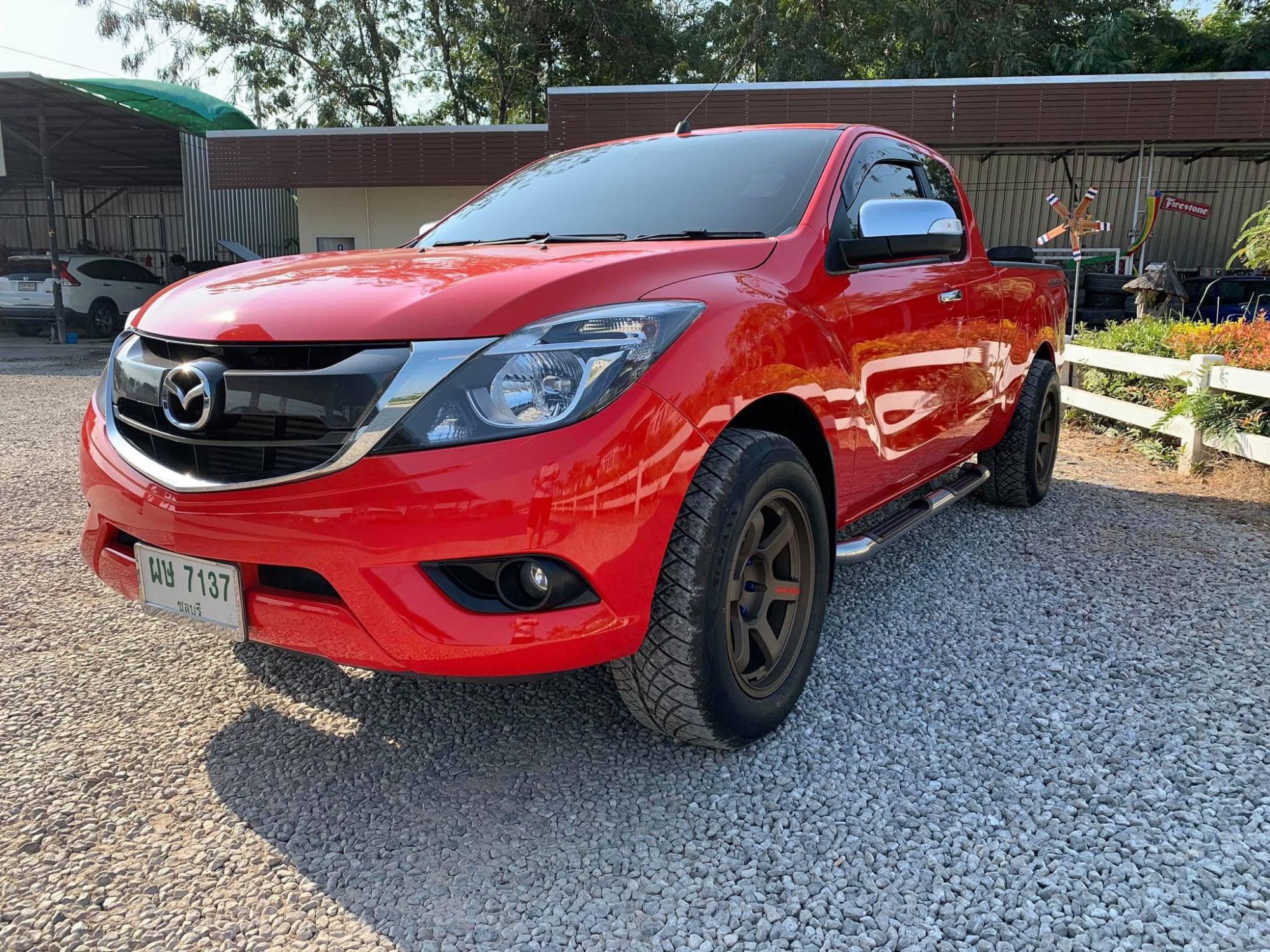 Mazda BT-50 PRO Free Style Cab ปี 2016 สีแดง (รูปที่ 2)