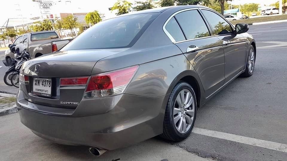 HONDA ACCORD 2.4 AUTO ปี2011 (รูปที่ 3)