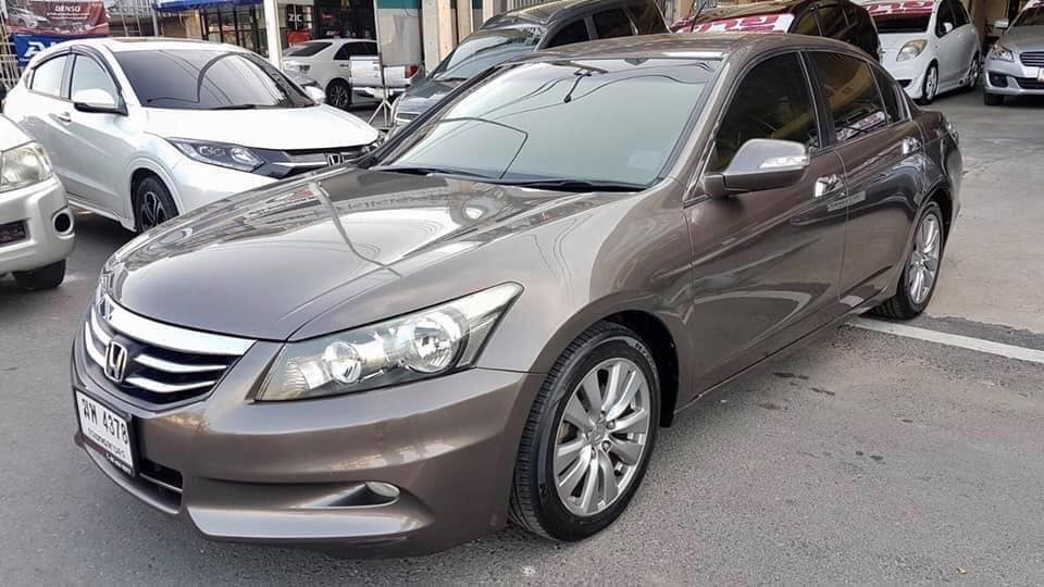 HONDA ACCORD 2.4 AUTO ปี2011
