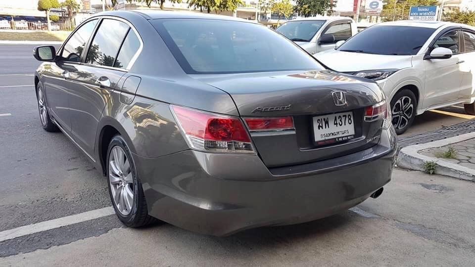 HONDA ACCORD 2.4 AUTO ปี2011