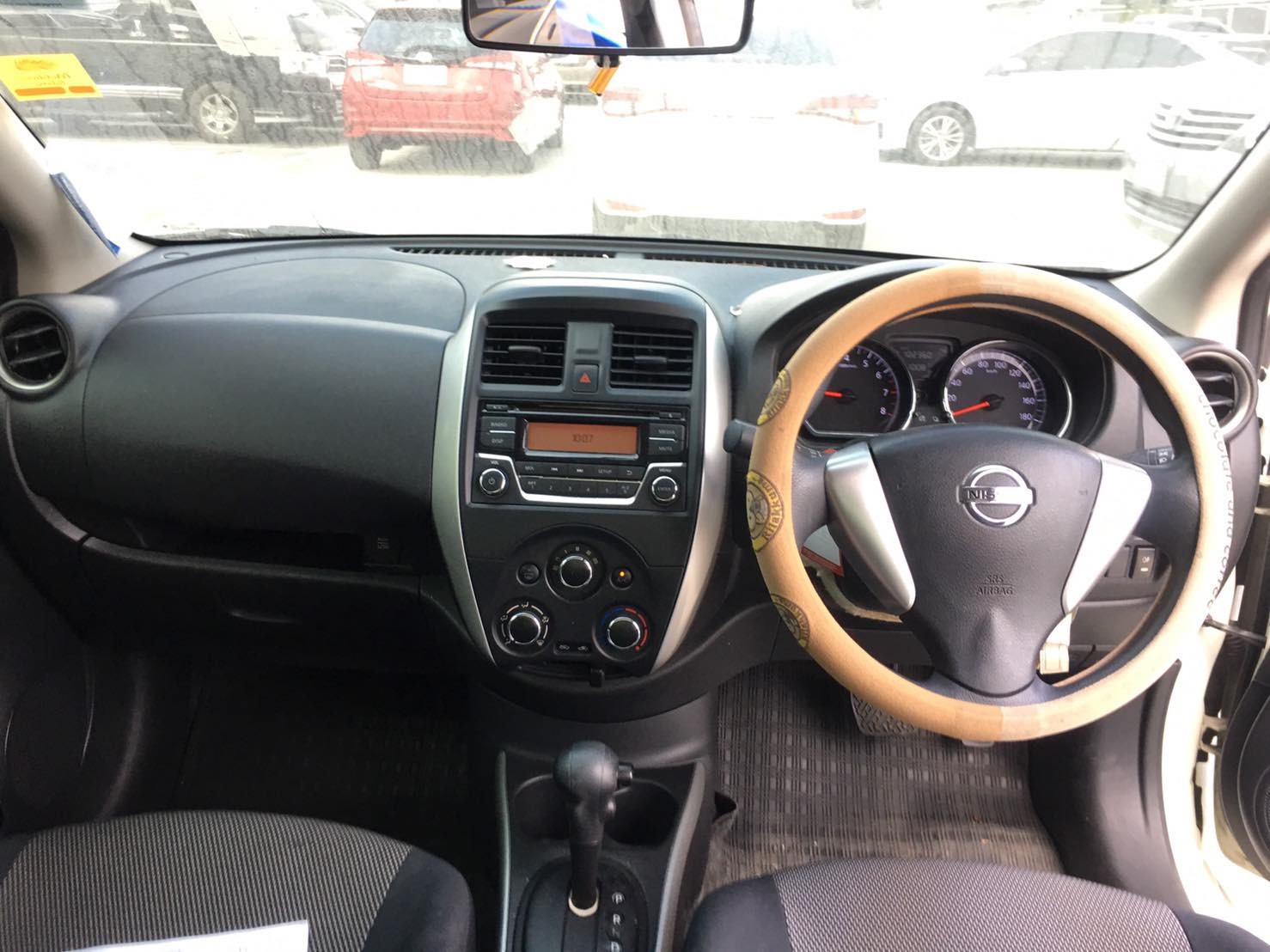 Nissan Almera ปี 2014 สีขาว (รูปที่ 10)