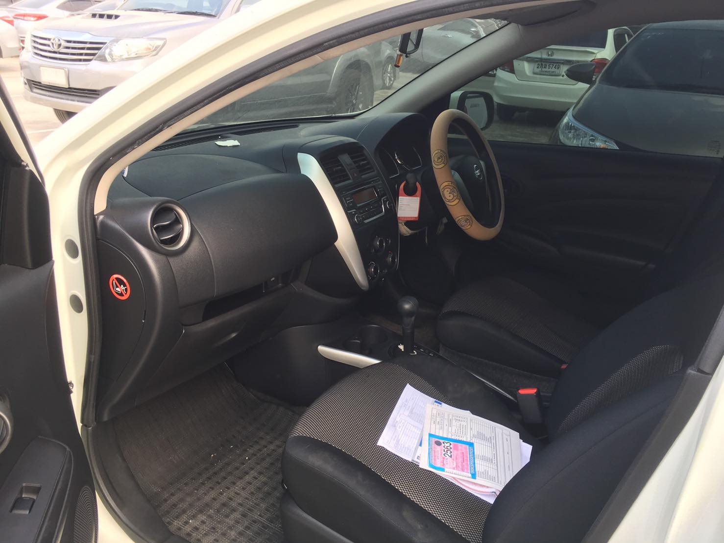Nissan Almera ปี 2014 สีขาว (รูปที่ 18)