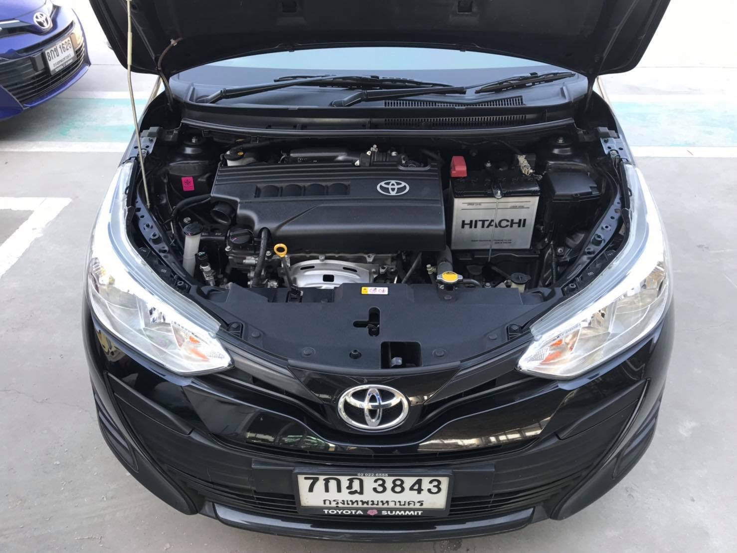 Toyota Yaris Ativ ปี 2017 สีดำ