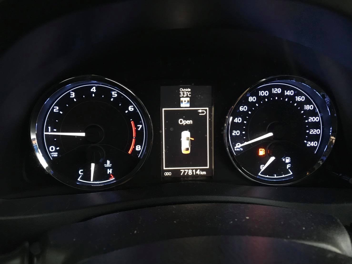 TOYOTA NEW ALTIS 1.8 S ESPORT (รูปที่ 9)