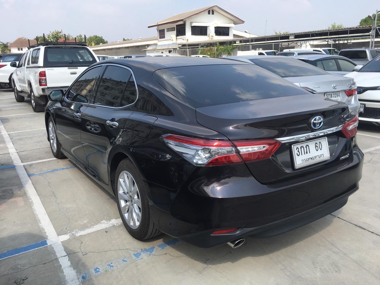 TOYOTA E CAMRY 2.5 HV Premium AT (รูปที่ 4)