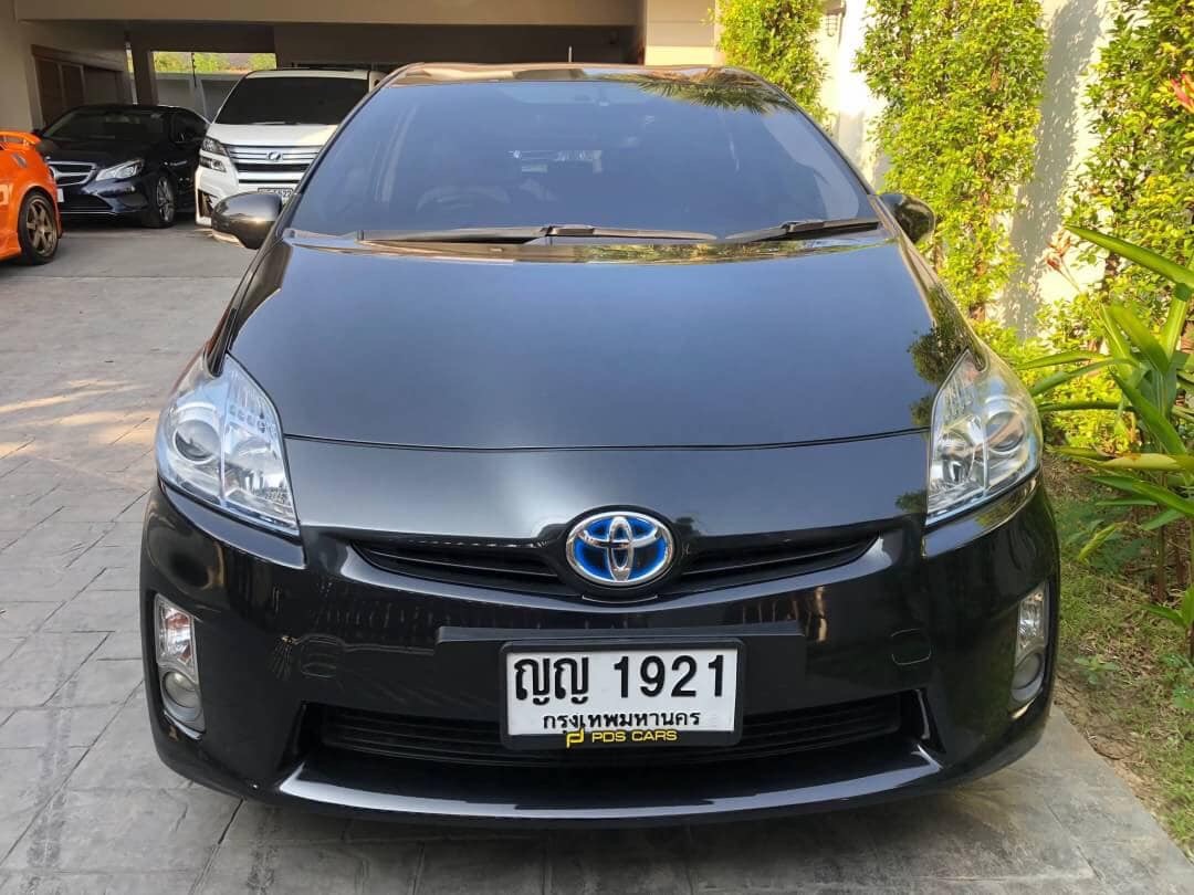 Toyota Prius ปี 2011 สีดำ (รูปที่ 2)