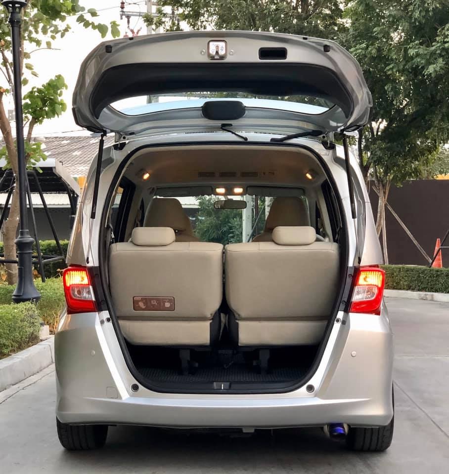 Honda Freed ปี 2008 สีขาว (รูปที่ 17)