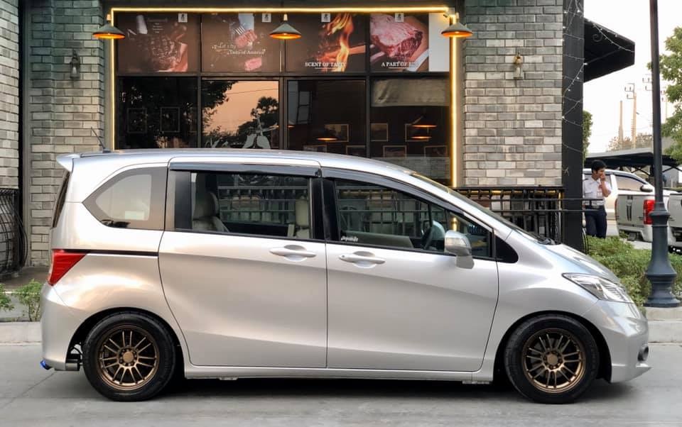 Honda Freed ปี 2008 สีขาว (รูปที่ 6)