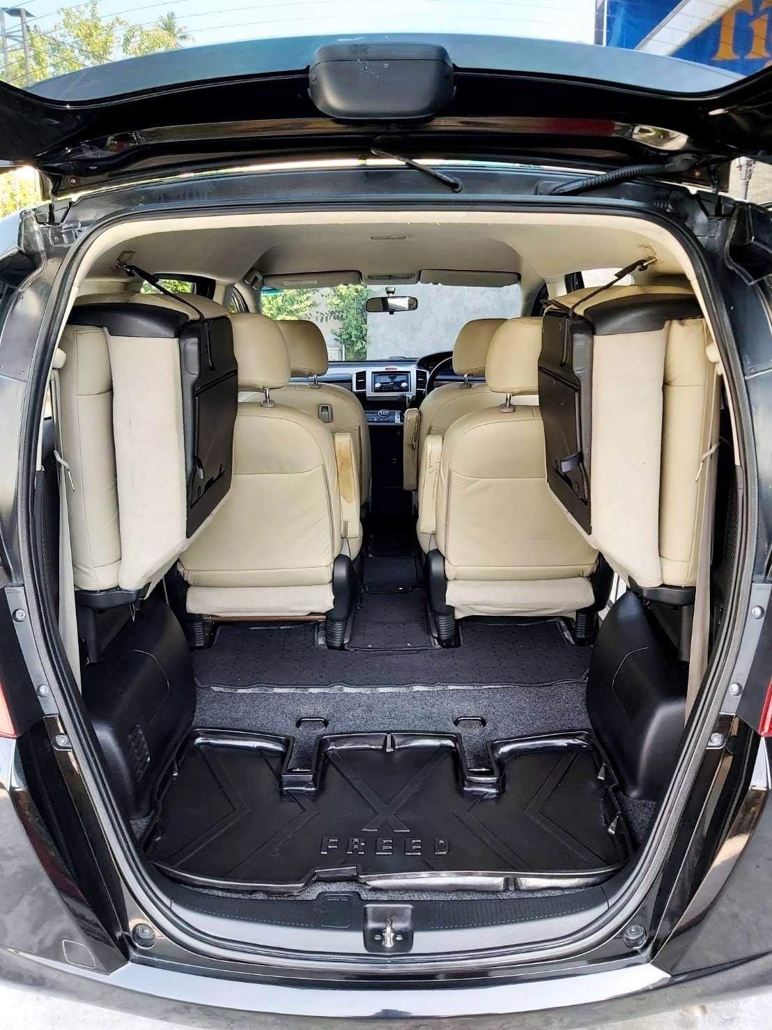Honda Freed ปี 2008 สีดำ (รูปที่ 10)