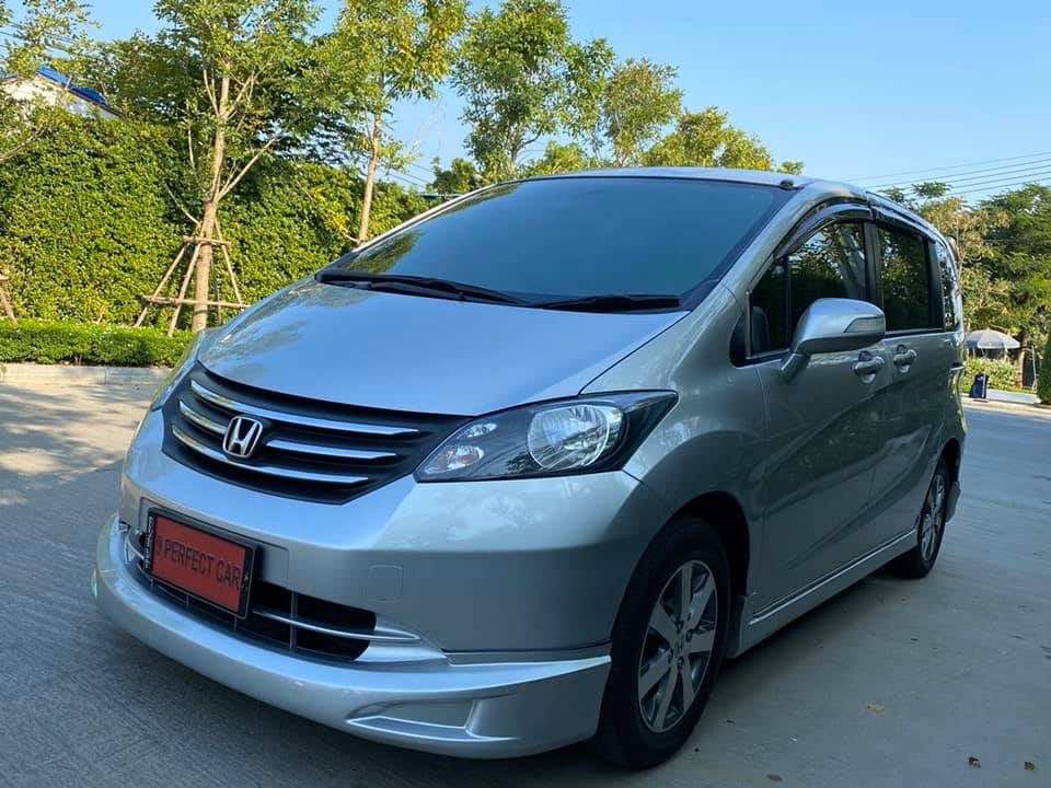 Honda Freed ปี 2011 สีเงิน (รูปที่ 21)