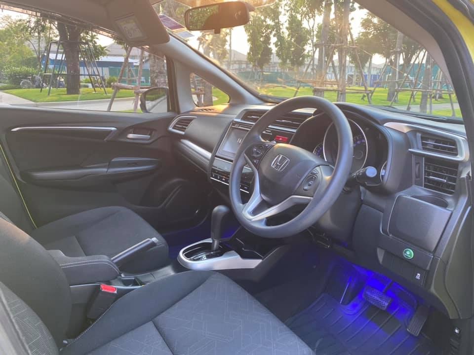 HONDA JAZZ 1.5 SV PLUS AT 2014 (รูปที่ 8)