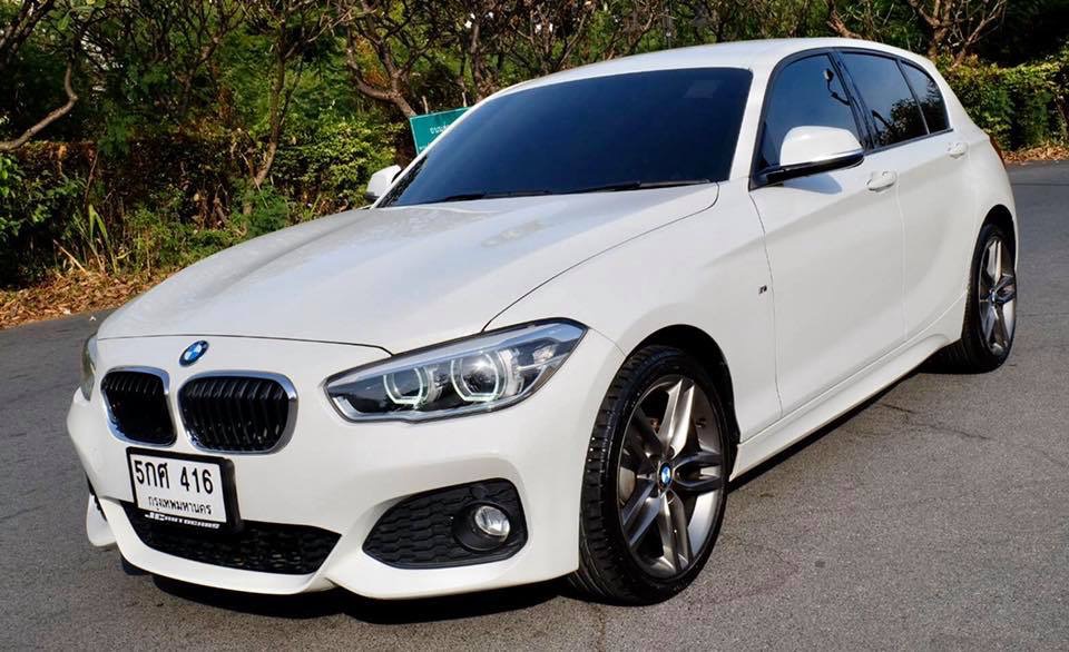 BMW 1 Series F20 118i ปี 2017 สีขาว