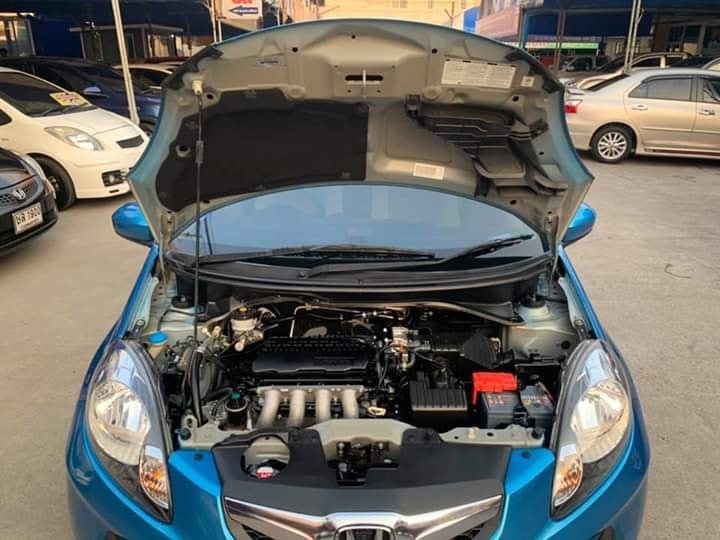 Honda Brio ปี 2012 สีฟ้า (รูปที่ 19)