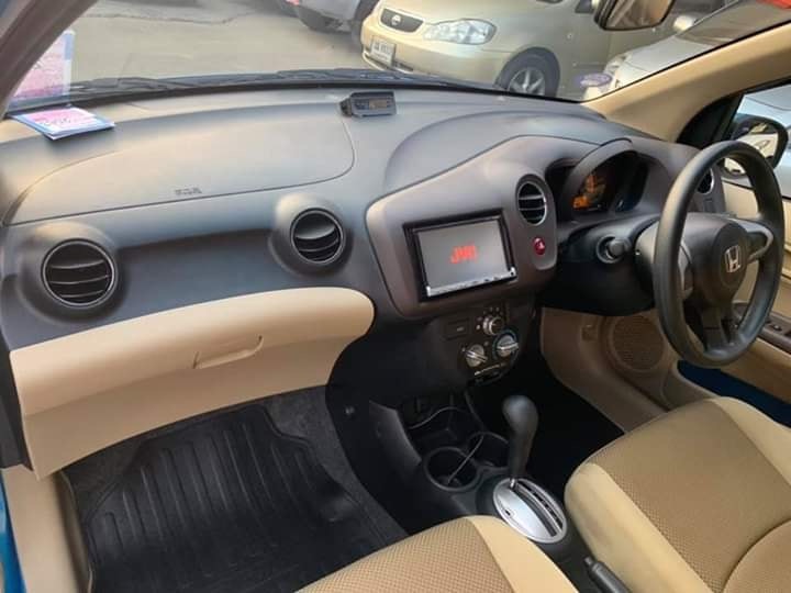 Honda Brio ปี 2012 สีฟ้า (รูปที่ 14)