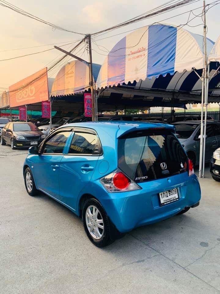 Honda Brio ปี 2012 สีฟ้า (รูปที่ 4)