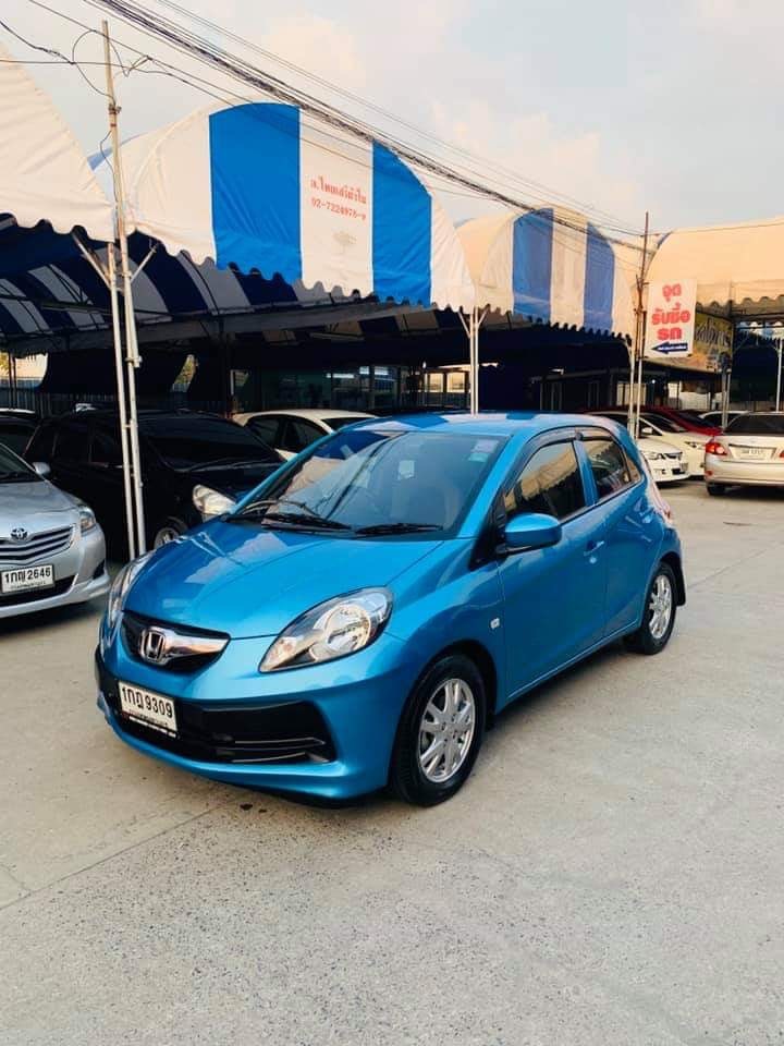 Honda Brio ปี 2012 สีฟ้า (รูปที่ 2)