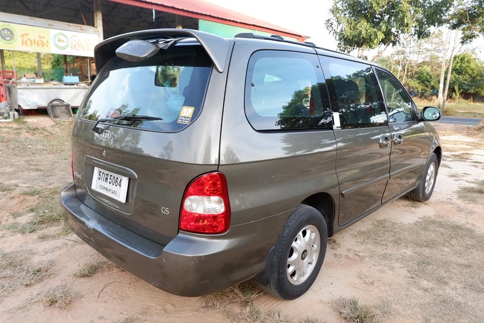 Kia Carnival ปี 2001 สีน้ำตาล (รูปที่ 15)