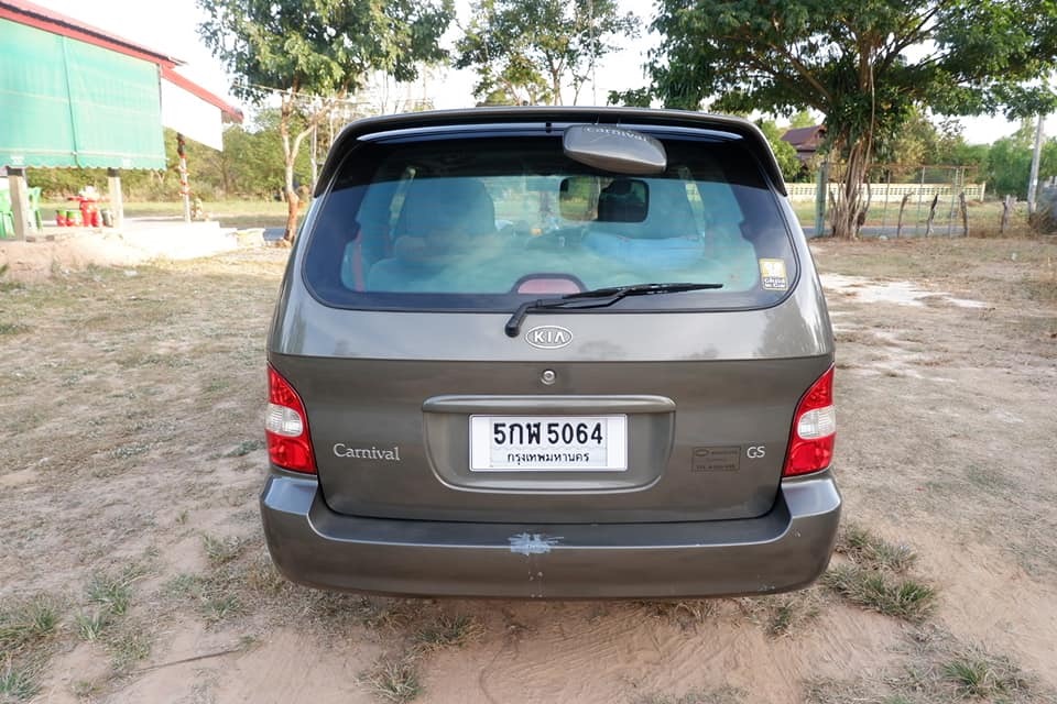 Kia Carnival ปี 2001 สีน้ำตาล (รูปที่ 14)