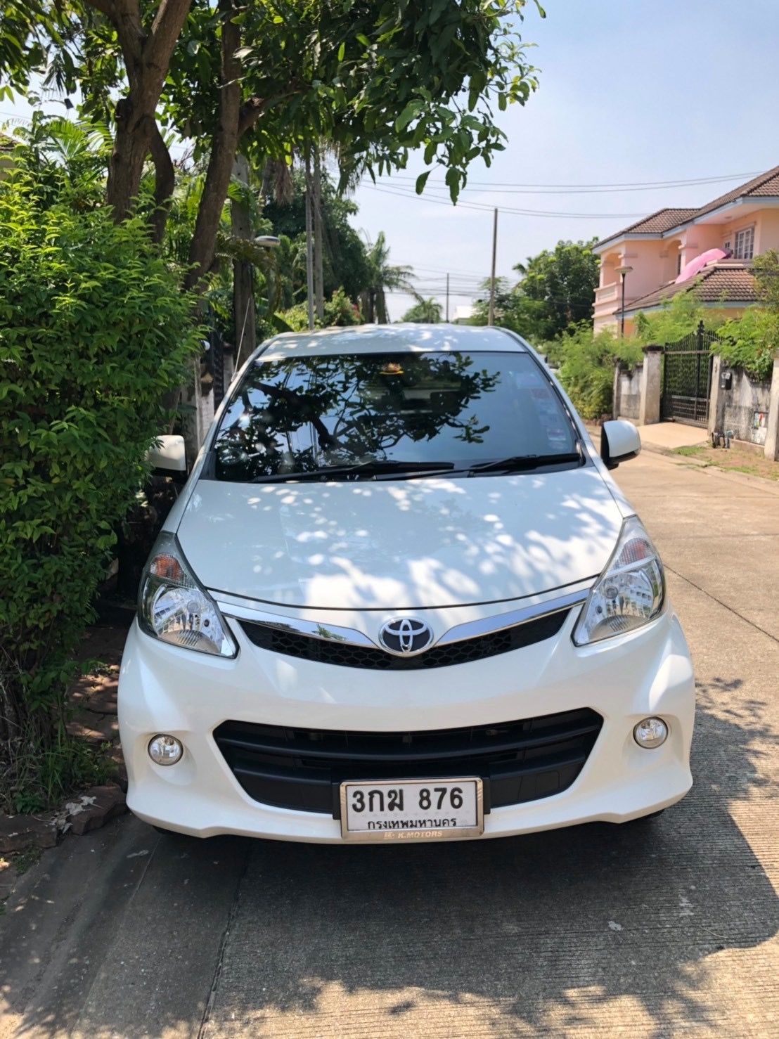 Toyota Avanza ปี 2014 สีขาว (รูปที่ 3)