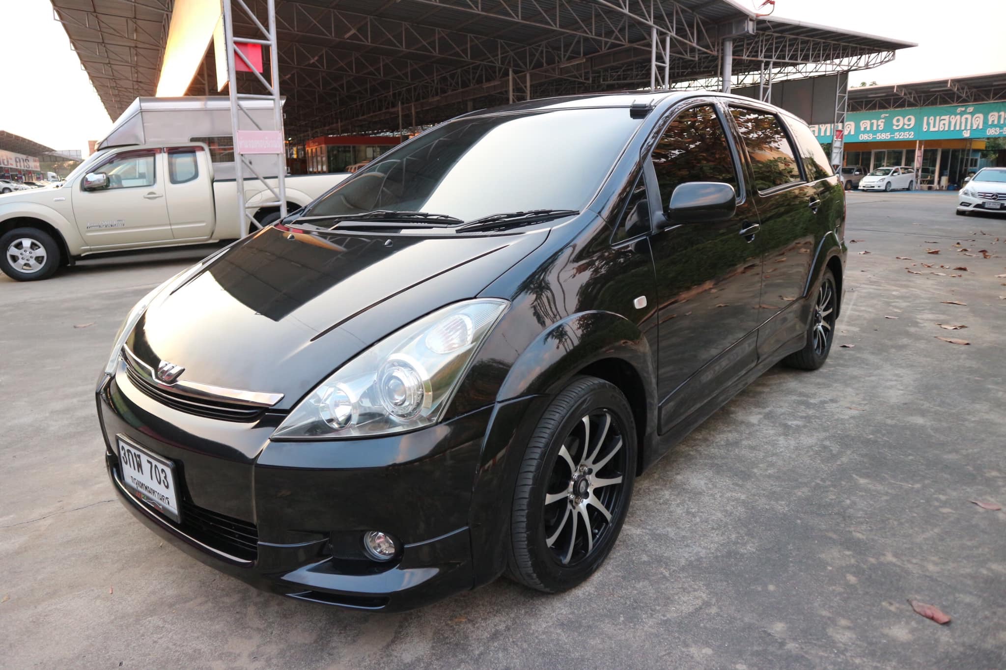 Toyota Wish ปี 2005 สีดำ (รูปที่ 2)