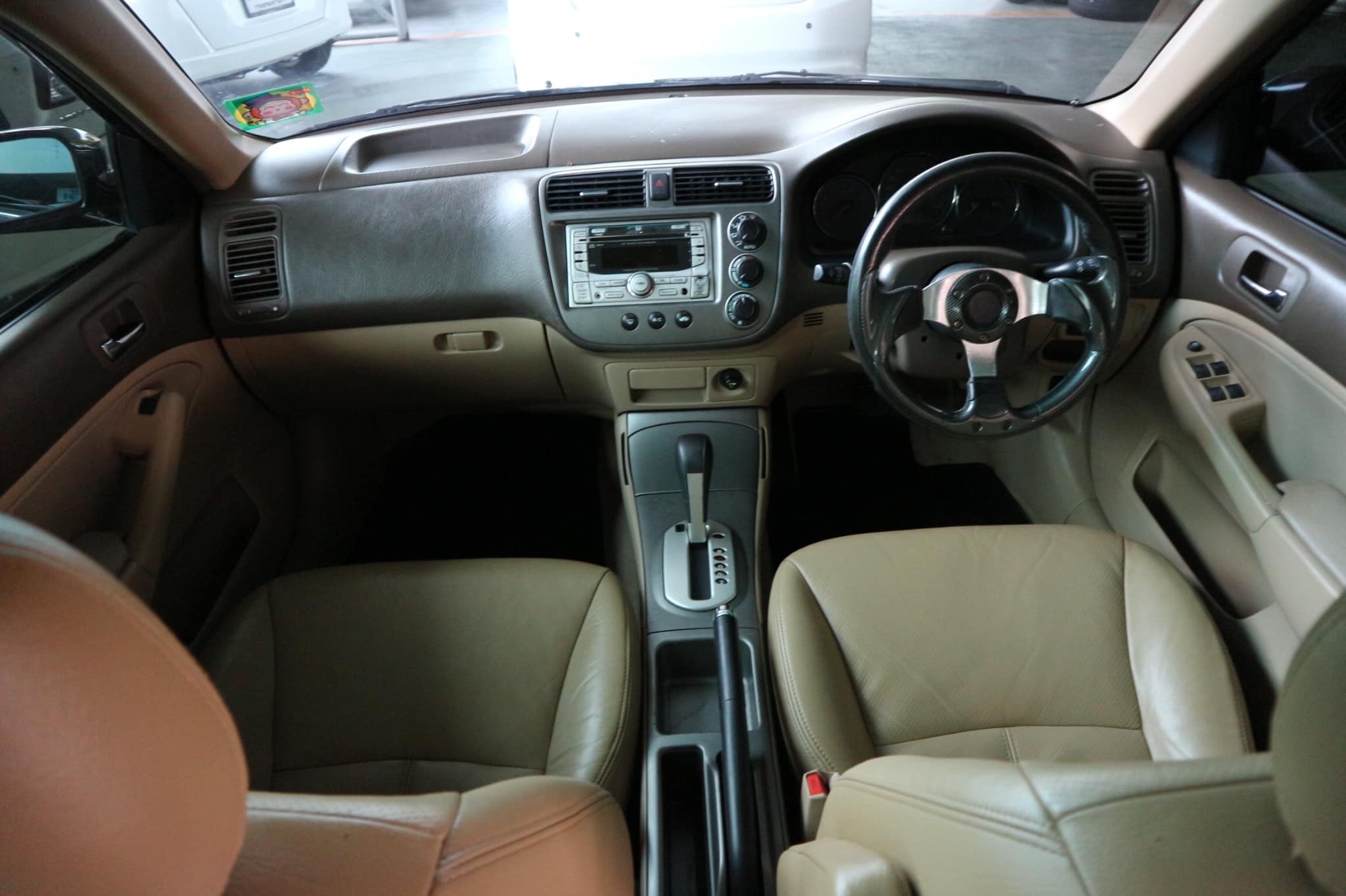 Honda Civic ES (Dimension) โฉม ตาเหยี่ยว ปี 2005 สีดำ (รูปที่ 10)