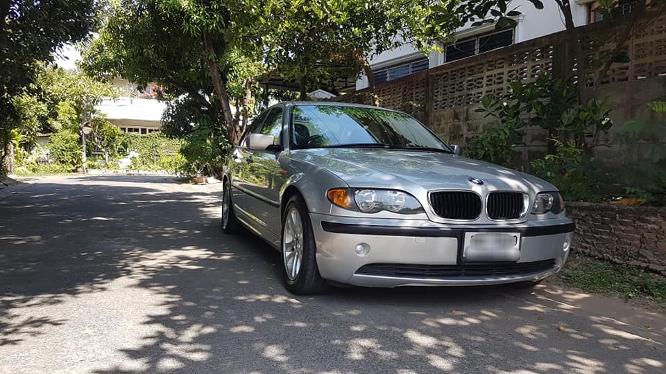 BMW 3 Series E46 318i ปี 2005 สีเงิน