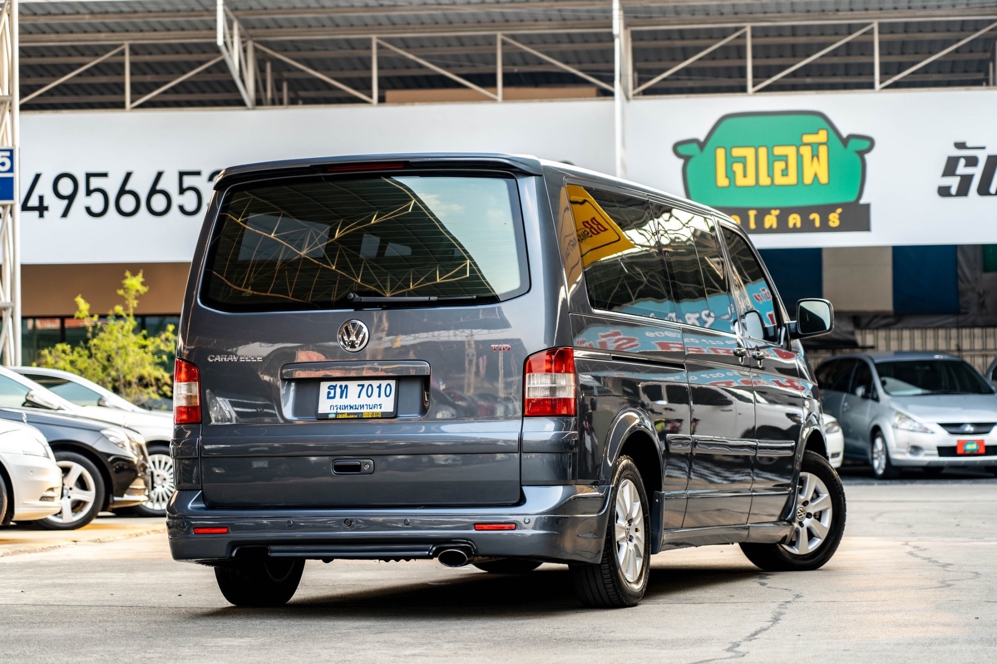 Volkswagen Transporter (Caravelle) Caravelle ปี 2010 สีเทา (รูปที่ 3)