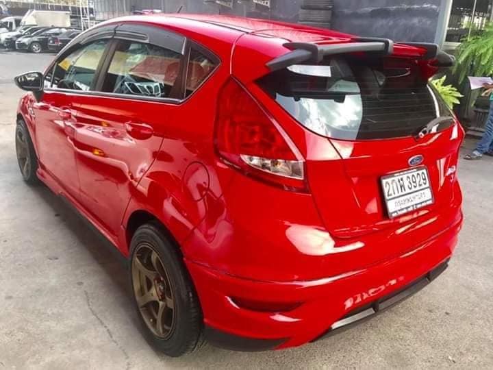 Ford Fiesta ปี 2011 สีแดง (รูปที่ 2)